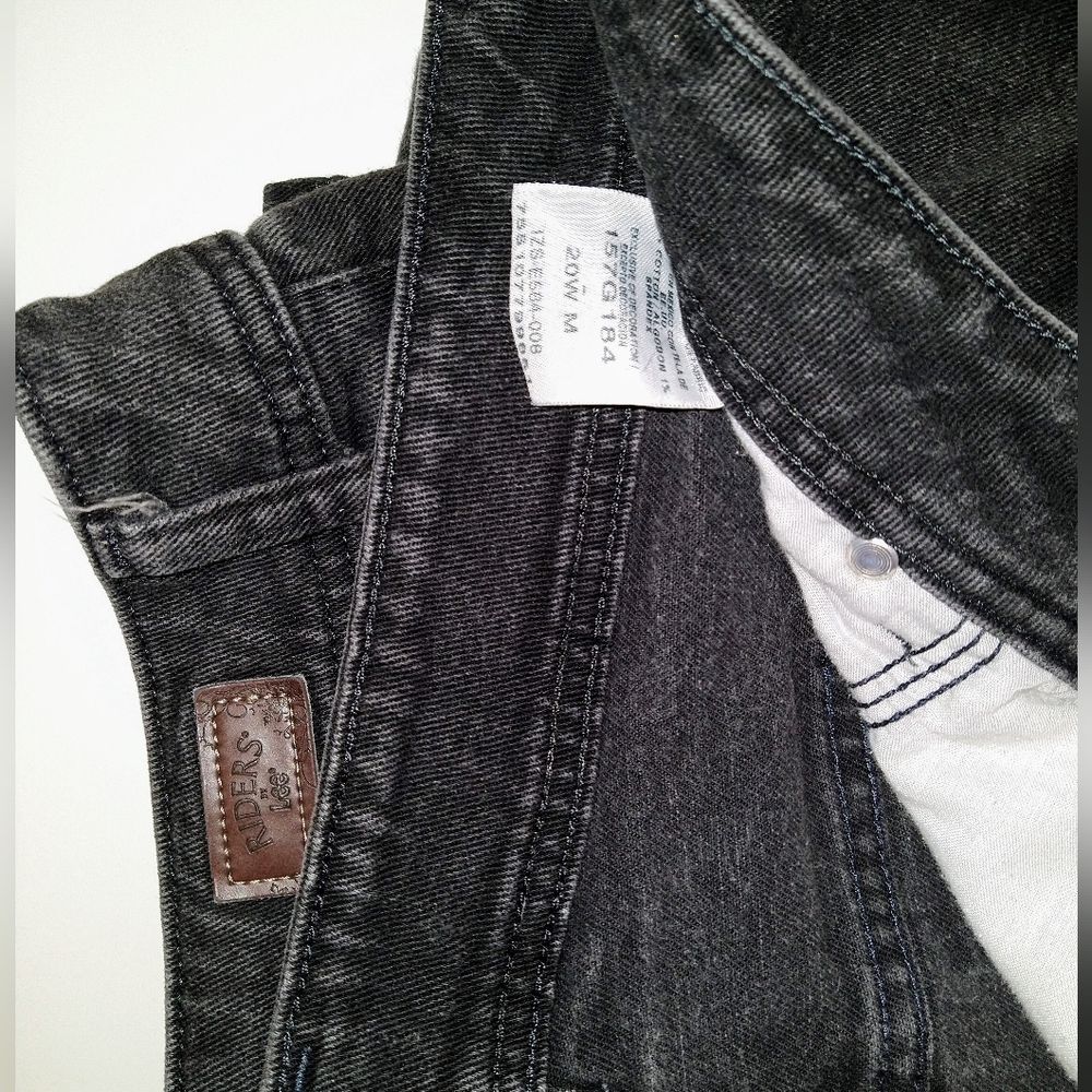 Riders by Lee, Women's Black Jeans, Size 20W - Picture 4 of 4